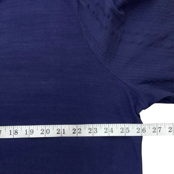 Chico’s Top Size 4 Woven Elbow Sleeve V Henley Pullover 3/4 Sleeve Midnight NWT - Picture 5 of 6